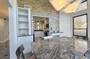 64 Timber Ridge Dr, Holbrook, NY 11741 - Photo 4