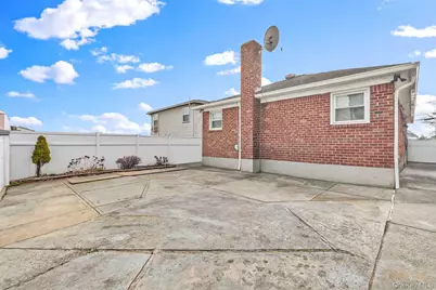 12815 133rd Avenue, Ozone Park, NY 11420 - Photo 22