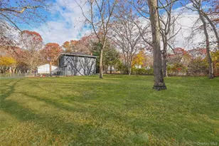 398 Glen Dr, Shirley, NY 11967 - Photo 22