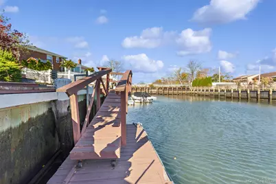 2729 Shore Drive, Merrick, NY 11566 - Photo 22