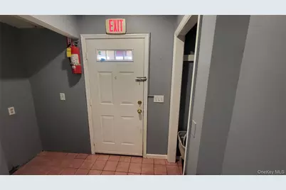 214 Church Street, Poughkeepsie, NY 12601 - Photo 22