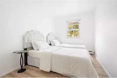 16 Peconic Road, Hampton Bays, NY 11946 - Photo 6