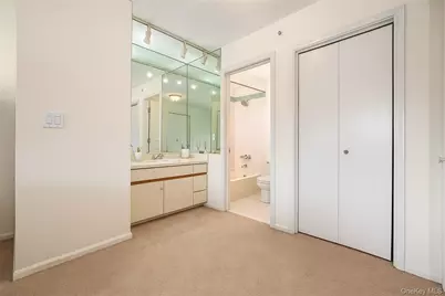 9 Nob Hill Drive, Elmsford, NY 10523 - Photo 10