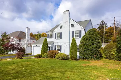 65 Old Mill Road, Manhasset, NY 11030 - Photo 2