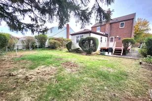 306 Beebe Rd, Mineola, NY 11501 - Photo 22