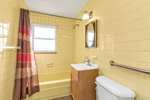 1 Ranch Ln, Levittown, NY 11756 - Photo 6