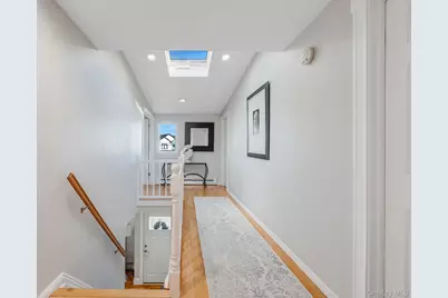 248 Arnold Avenue, West Babylon, NY 11704 - Photo 16