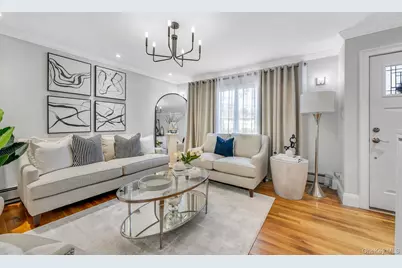 248 Arnold Avenue, West Babylon, NY 11704 - Photo 4