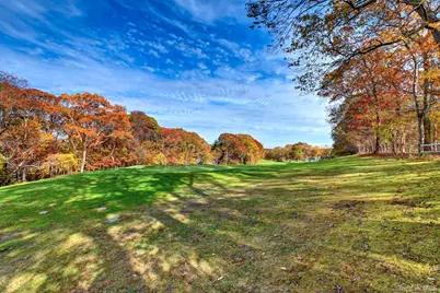 967 Skyline Drive, Coram, NY 11727 - Photo 12