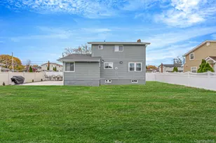 177 Sherman St, Brentwood, NY 11717 - Photo 28