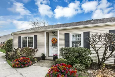 55 Harbor North, Amityville, NY 11701 - Photo 2