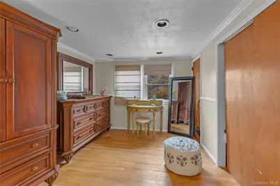 263 Melville Road, Huntington, NY 11746 - Photo 12