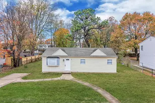 111 Merrill St, Brentwood, NY 11717 - Photo 4