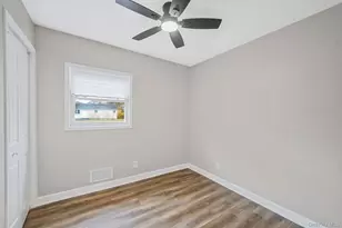 111 Merrill St, Brentwood, NY 11717 - Photo 22