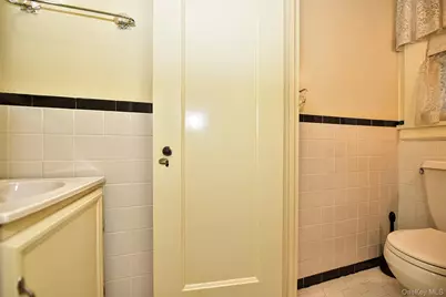 85 Battle Avenue, White Plains, NY 10606 - Photo 16