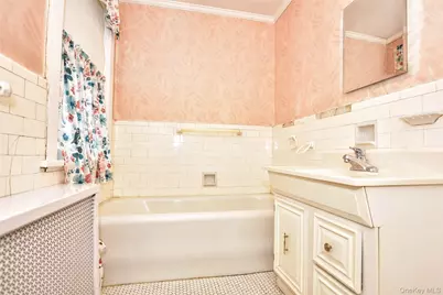 85 Battle Avenue, White Plains, NY 10606 - Photo 24