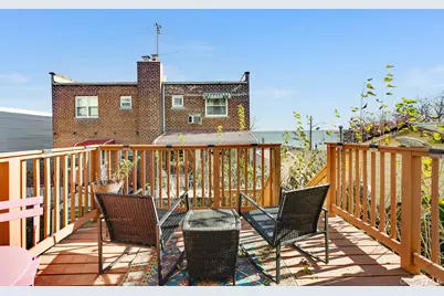 904 Dean Avenue, Bronx, NY 10465 - Photo 20
