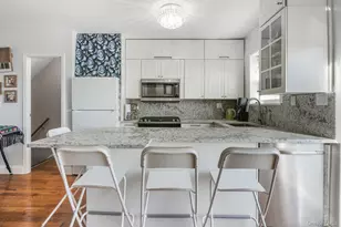 904 Dean Ave, Bronx, NY 10465 - Photo 16