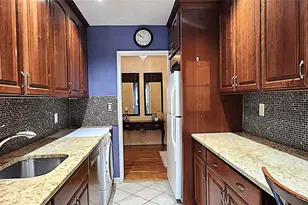 54 Lawrence Dr, White Plains, NY 10603 - Photo 14