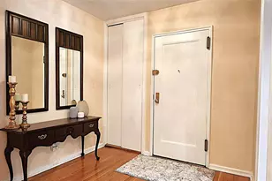 54 Lawrence Dr, White Plains, NY 10603 - Photo 2