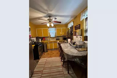 915 E 222nd Street, Bronx, NY 10469 - Photo 24