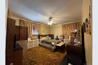 915 E 222nd Street, Bronx, NY 10469 - Photo 6