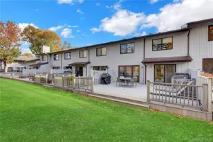 4 Club Dr N, Jericho, NY 11753 - Photo 24