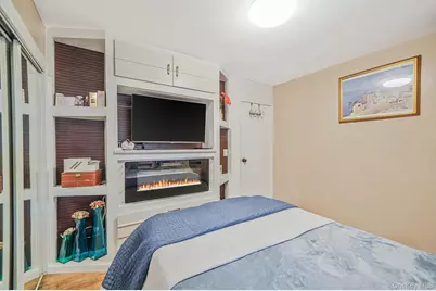 307 Jefferson Drive, Mastic Beach, NY 11951 - Photo 12