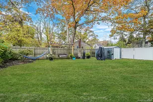 307 Jefferson Dr, Mastic Beach, NY 11951 - Photo 20