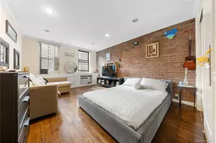 215 E 77th St, New York, NY 10075 - Photo 1
