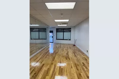 10907 Farmers Boulevard, Saint Albans, NY 11412 - Photo 4