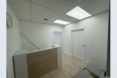 107 Northern Blvd #202, Great Neck, NY 11021 - Photo 4