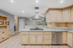 1 Fuller Dr, Ridge, NY 11961 - Photo 18