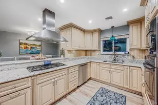 1 Fuller Dr, Ridge, NY 11961 - Photo 16