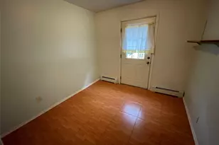 335 Alfred St, North Babylon, NY 11703 - Photo 18