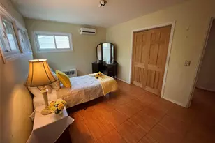 335 Alfred St, North Babylon, NY 11703 - Photo 14