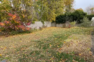 335 Alfred St, North Babylon, NY 11703 - Photo 22