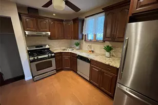 335 Alfred St, North Babylon, NY 11703 - Photo 10