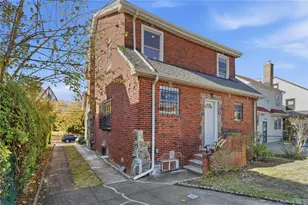 114-47 173rd St, Saint Albans, NY 11434 - Photo 4