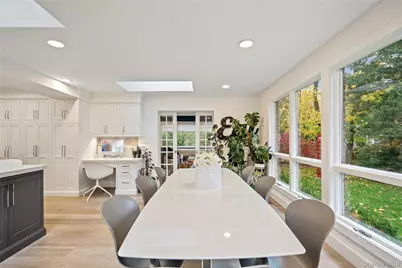 96 Oakdale Lane, East Hills, NY 11577 - Photo 14