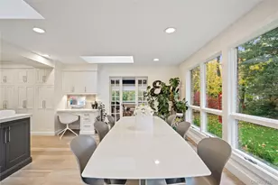 96 Oakdale Ln, East Hills, NY 11577 - Photo 14