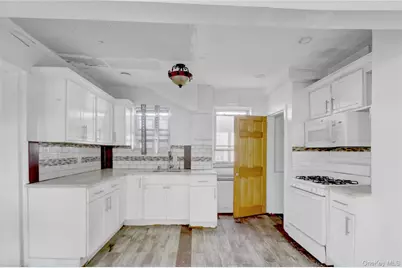 2217 Collier Avenue, Far Rockaway, NY 11691 - Photo 6