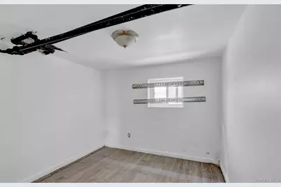 2217 Collier Avenue, Far Rockaway, NY 11691 - Photo 14