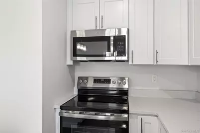 227 4th Avenue #203C, Bay Shore, NY 11706 - Photo 10