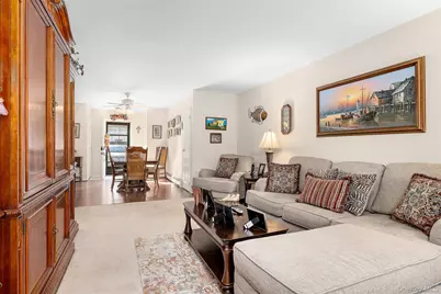 307-13 Hicksville Road #13, Bethpage, NY 11714 - Photo 14