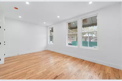 741 E 227th Street, Bronx, NY 10466 - Photo 14