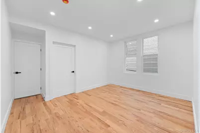 741 E 227th Street, Bronx, NY 10466 - Photo 4