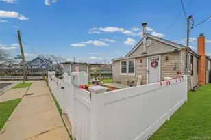 5 Chestnut Rd, Inwood, NY 11096 - Photo 4