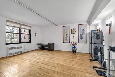 139-15 83 Ave #305, Briarwood, NY 11435 - Photo 8