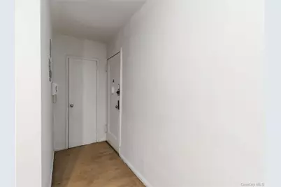 90-10 32nd Avenue #305, East Elmhurst, NY 11369 - Photo 2